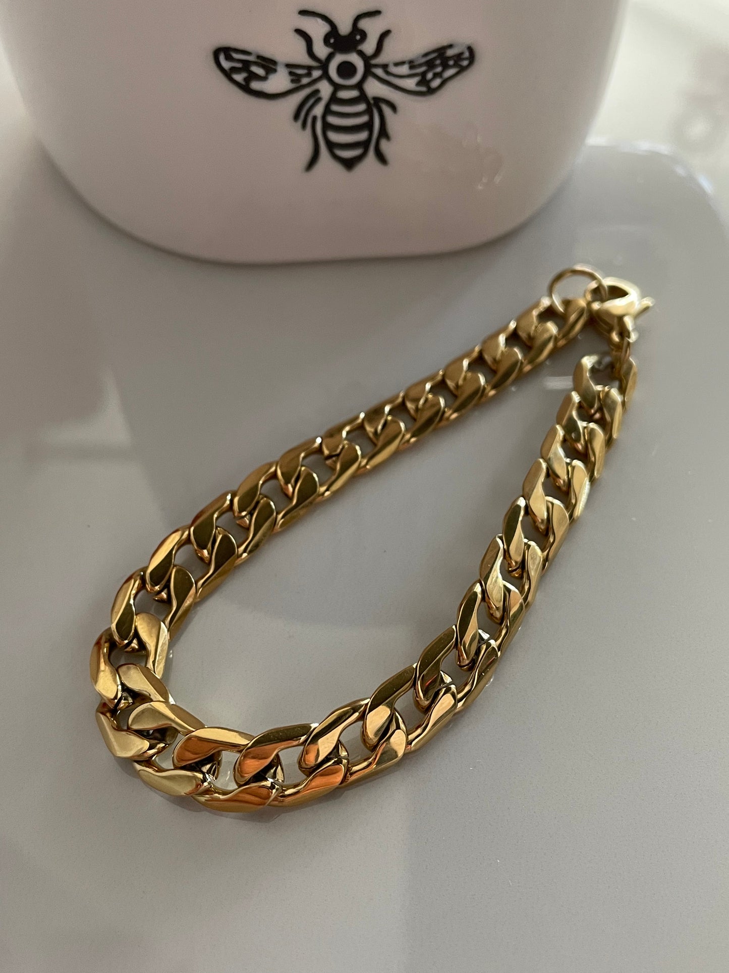 Awesome Linked Gold Men’s Bracelet