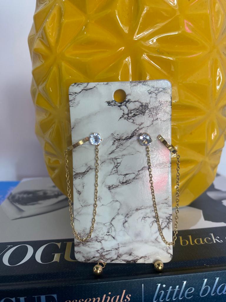 Unique Earring with chain