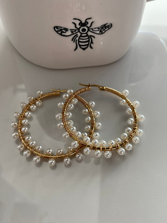 Beauty Simple Pearl Hoops