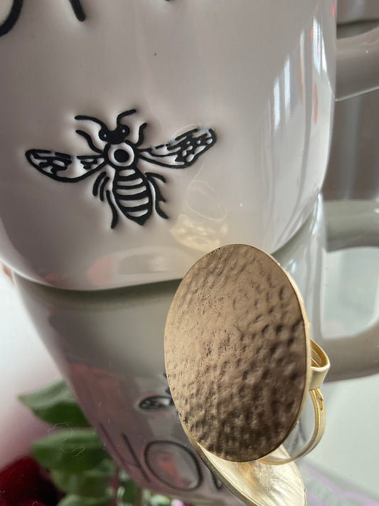 Gold Circle Matte Ring