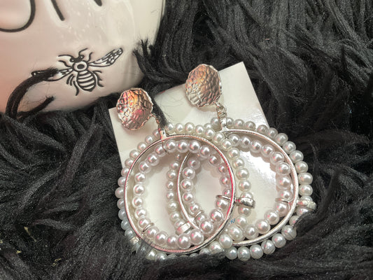 Silver Pearl Earring